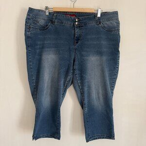 Royalty For Me Woman Blue Denim Stretch Cropped Jeans Plus Size 22W